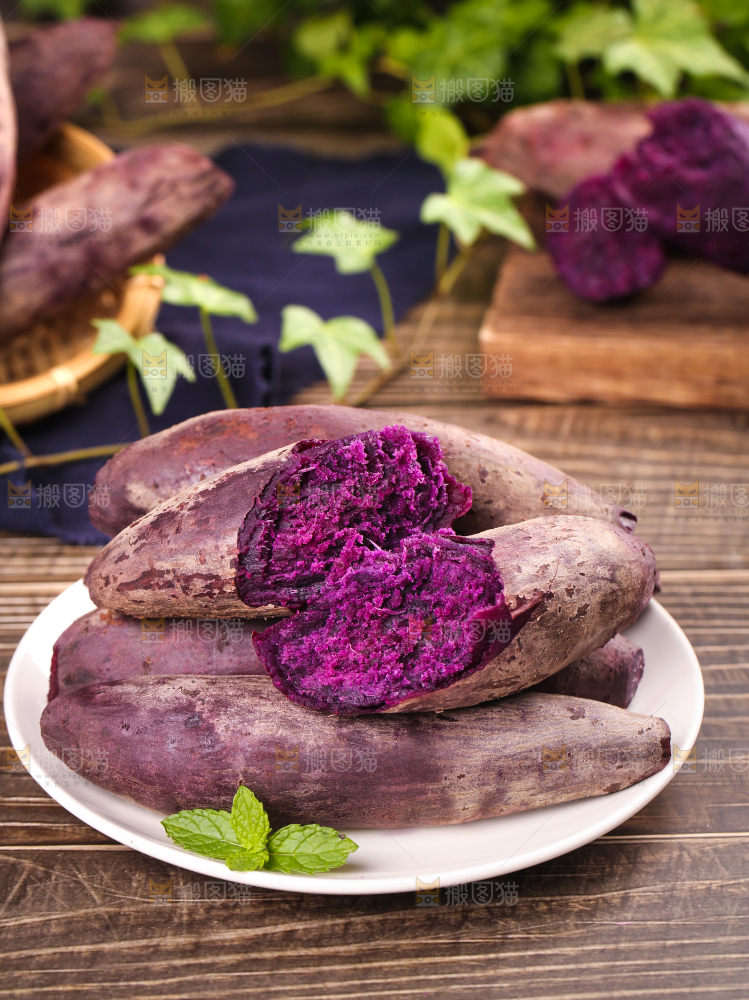 木底上一盘云南紫薯
