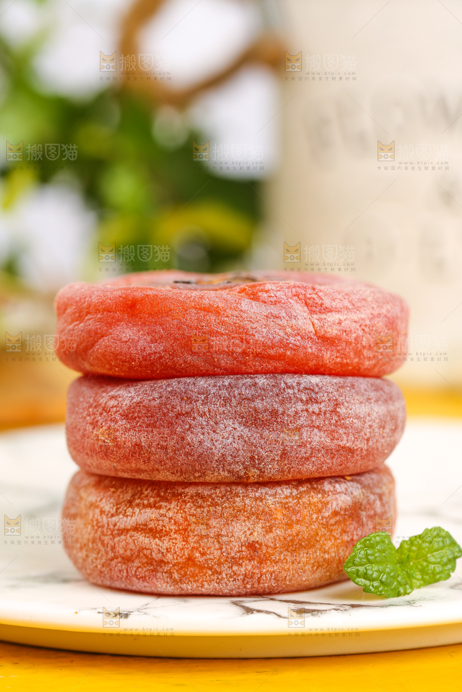 盘子里的恭城柿子饼