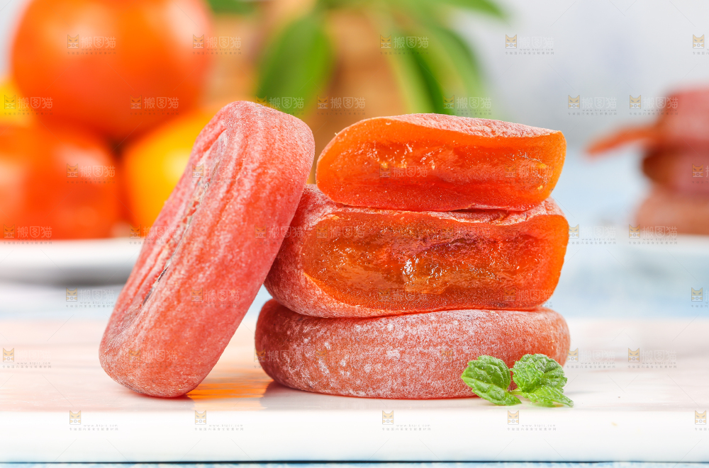 白石底上的柿饼