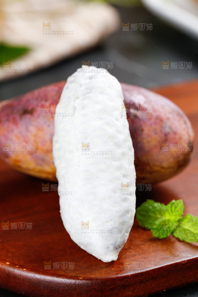 木底上的八月瓜