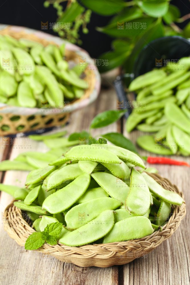 篮子里装着扁豆