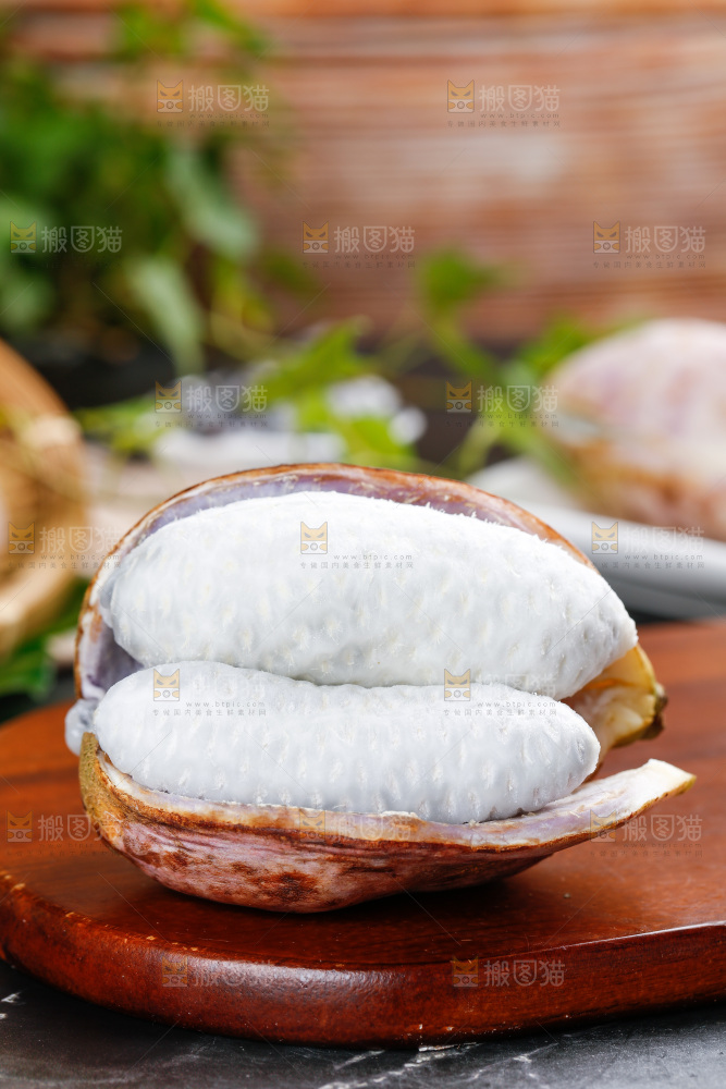 木底上的八月瓜