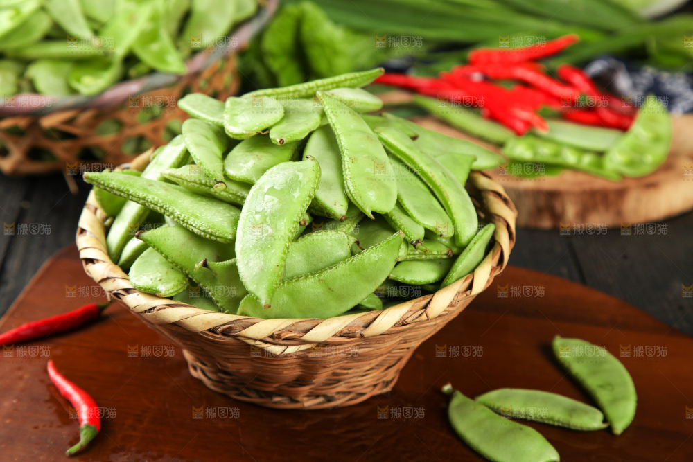 篮子里装着扁豆
