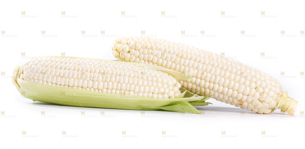 白底上放着牛奶玉米