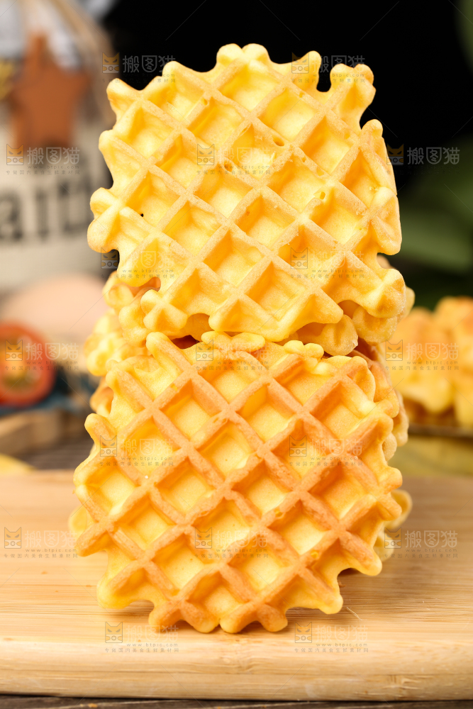 木底上的华夫饼干