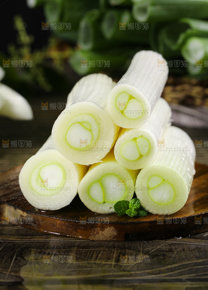 木底上放着山东大葱
