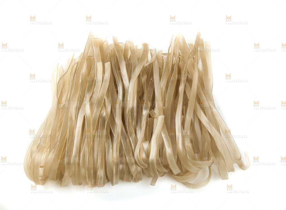 白底上的红薯粉