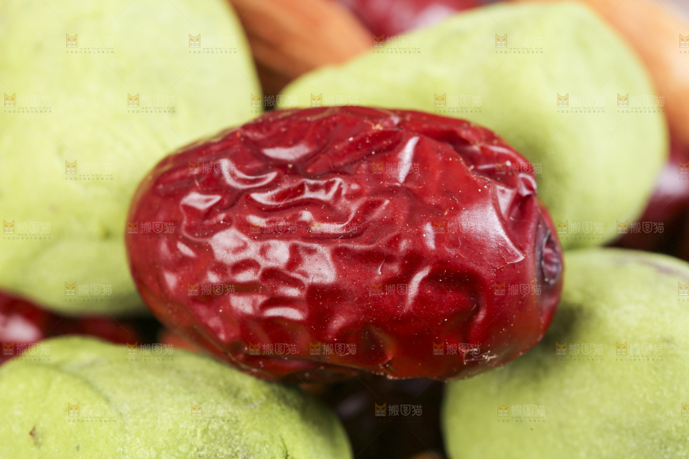 木底上的抹茶味奶枣