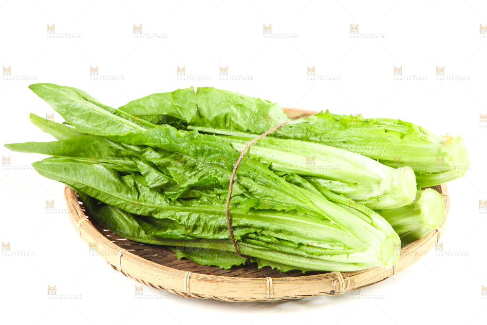 木板上放着油麦菜