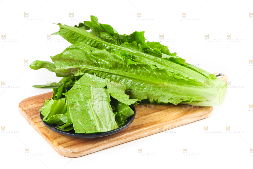 木板上放着油麦菜