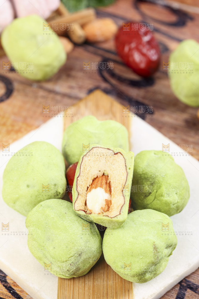 石板上的抹茶味奶枣