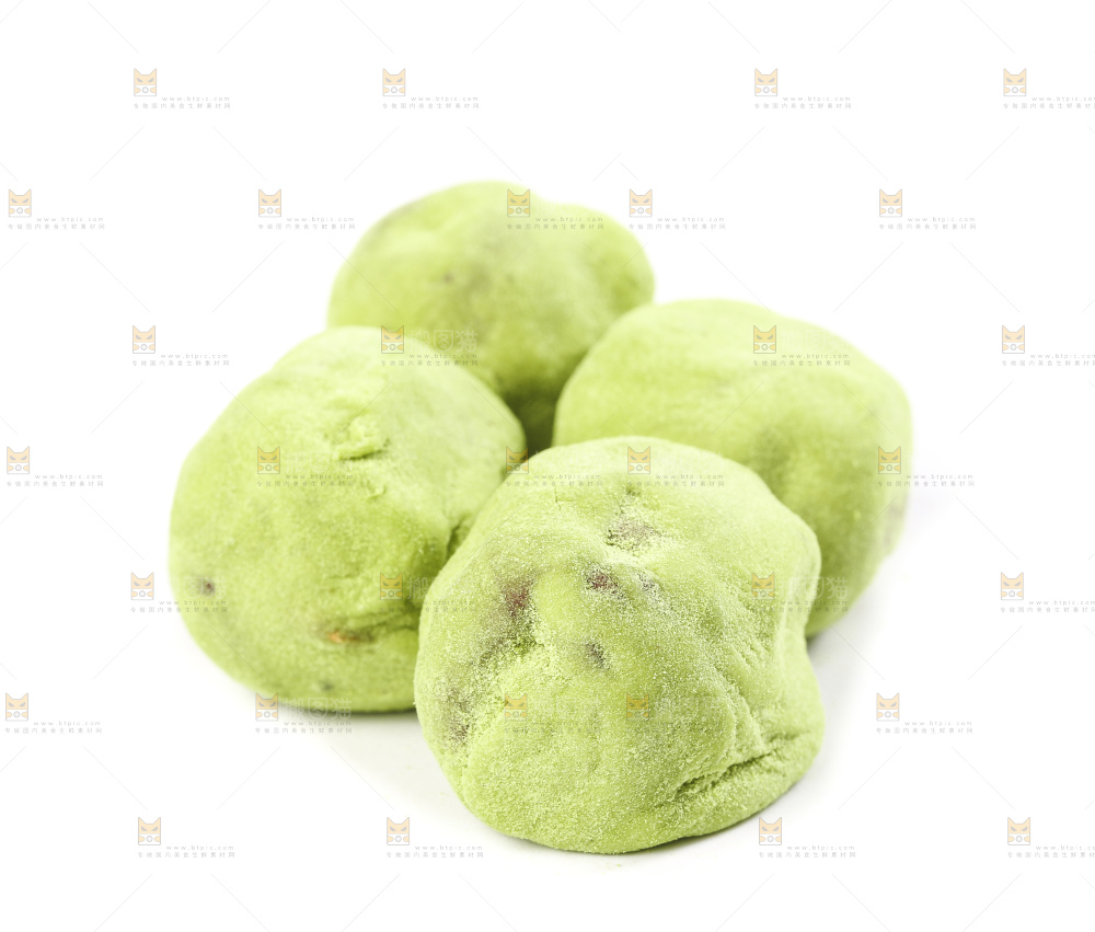 白底上的抹茶味奶枣