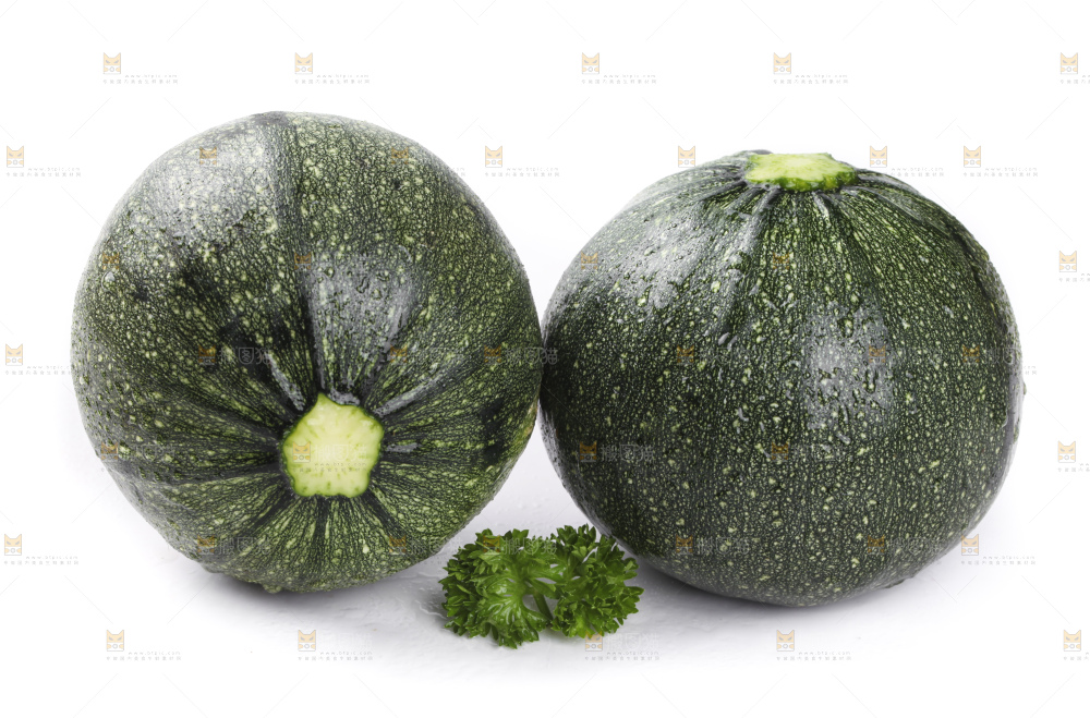 白底上摆放着花皮小南瓜