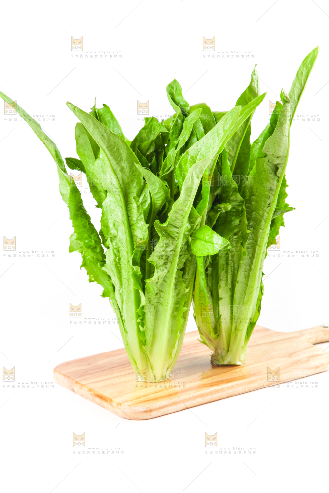 木板上放着油麦菜