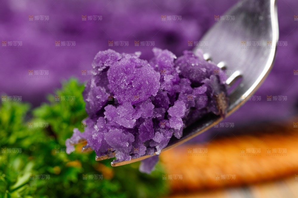 竹底上的青海黑土豆