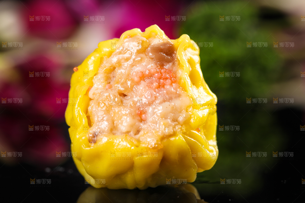 深底上的猪肉烧麦