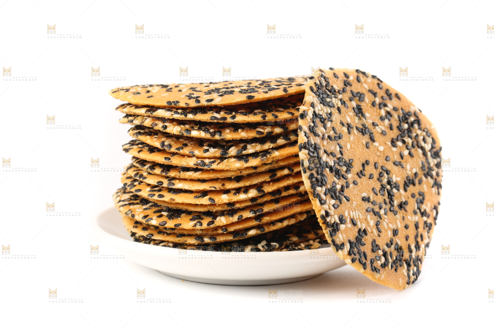 白底上的香酥脆煎饼