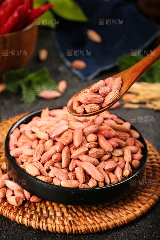 竹底上的山东小瘪子花生米