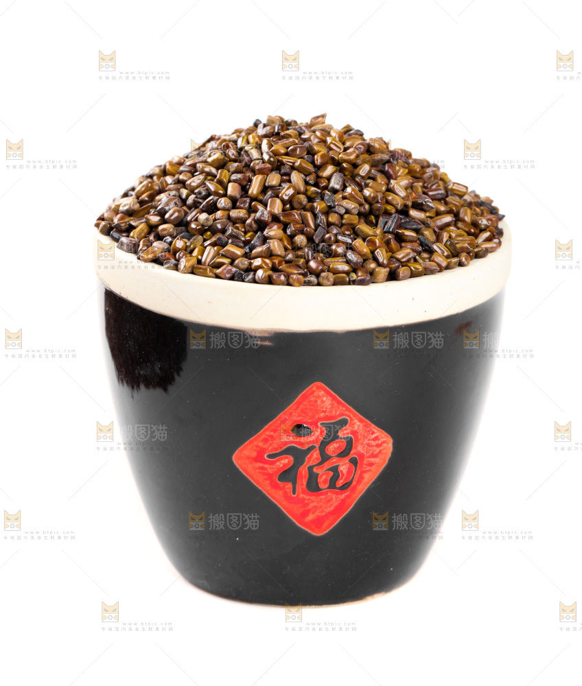 白底放着一缸决明子