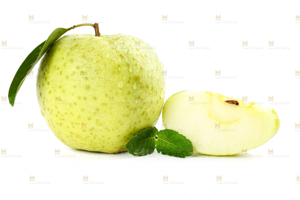 白底上放着王林青苹果