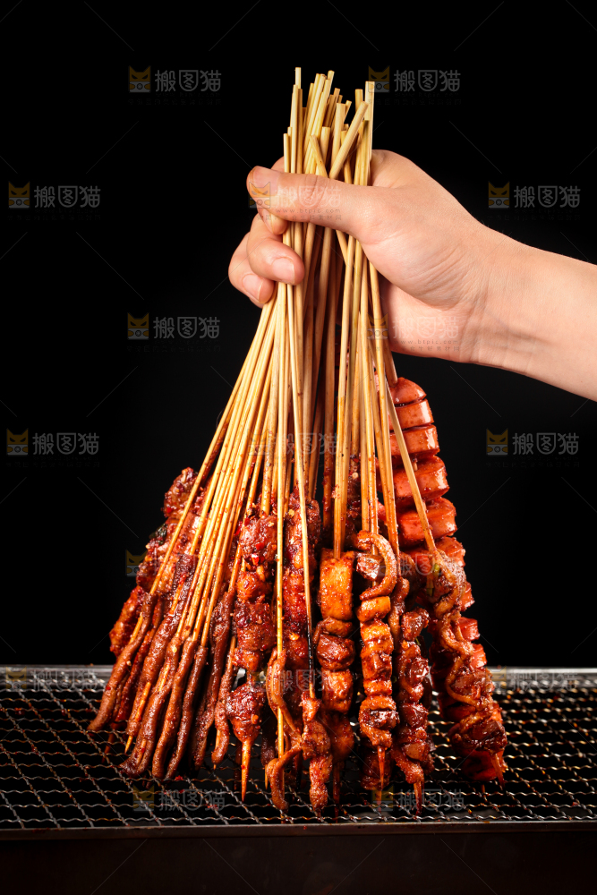 烤炉上的烤串