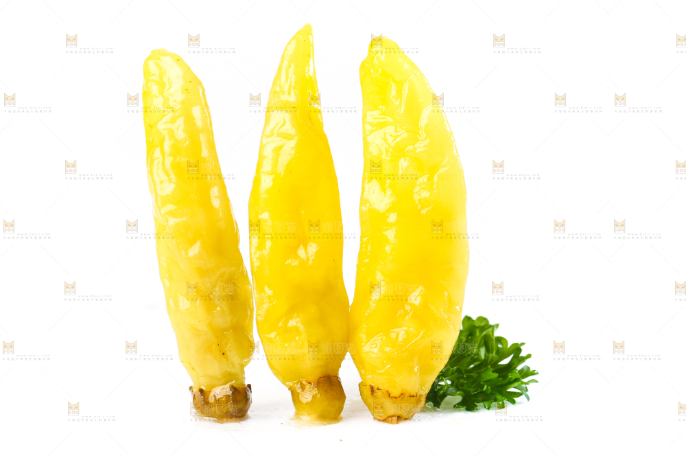 白底上的小米辣椒