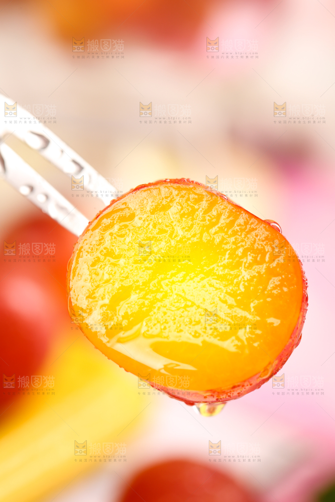 叉子上叉着三月李