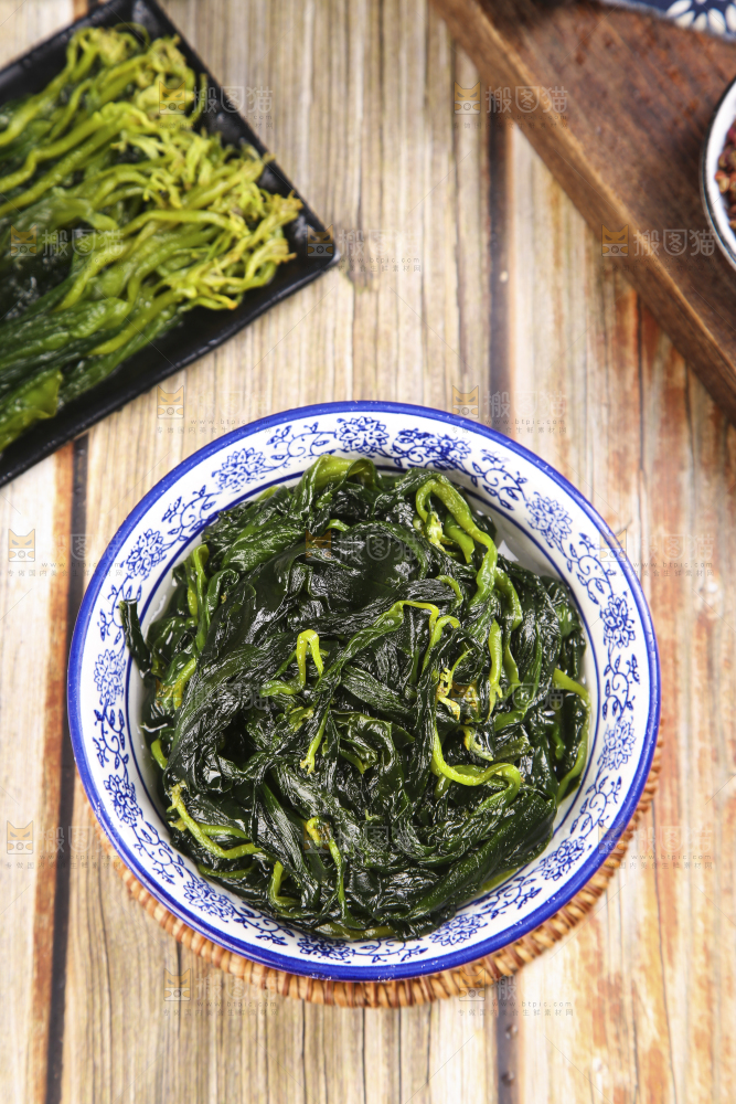 碗里装着闽峡海带苗
