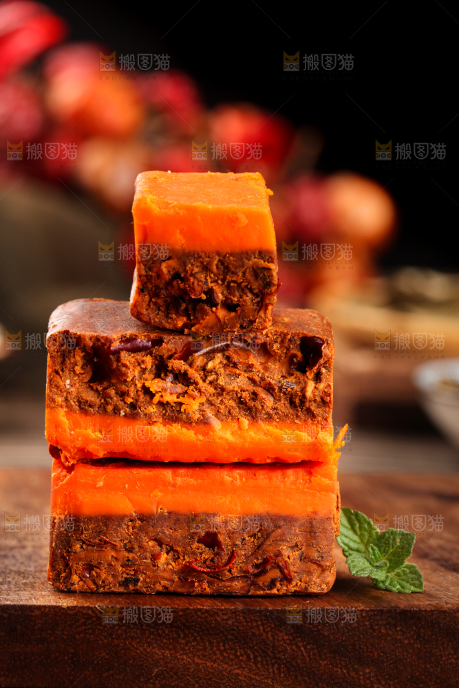 木底上的红油火锅底料