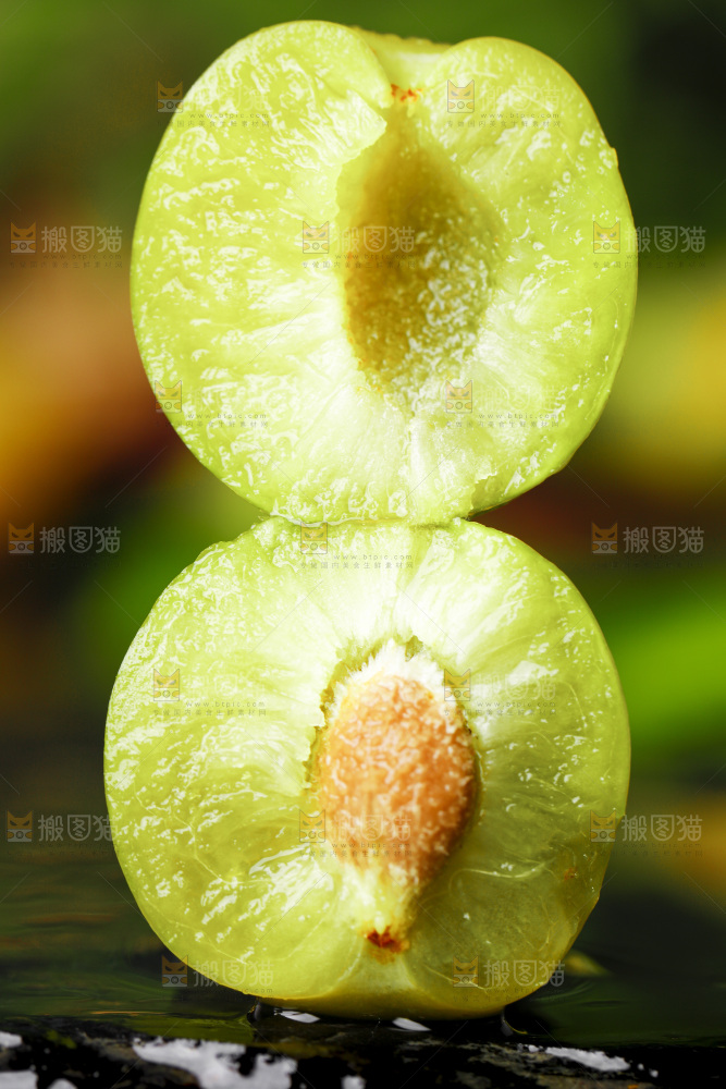 石板上的四川脱骨李子