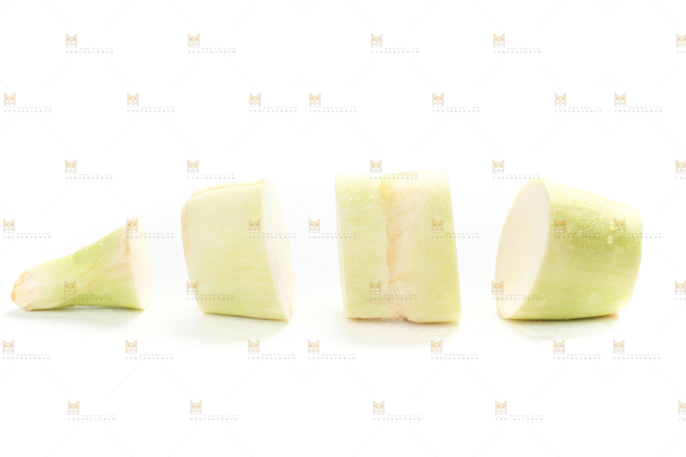 白底上的茭白