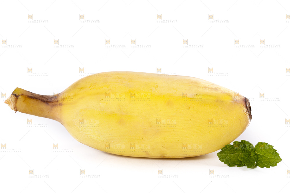 白底上的苹果香蕉