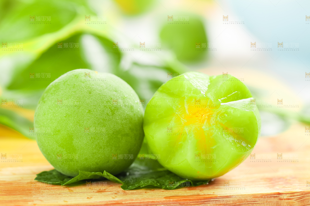 板子上的高山青梅