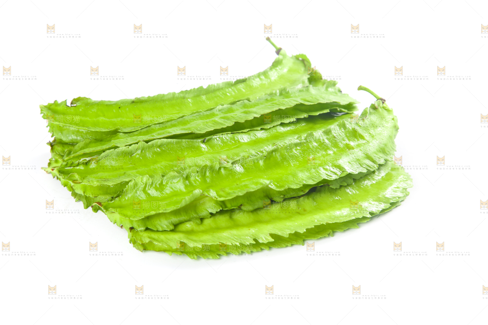 白底上摆放着四棱豆