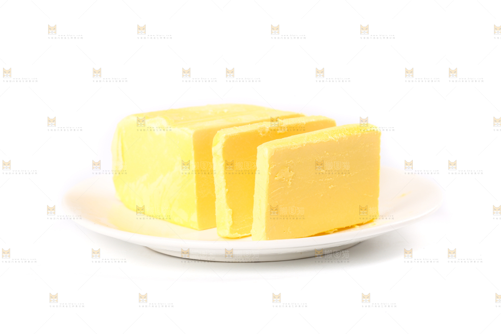 盘子里装着黄油