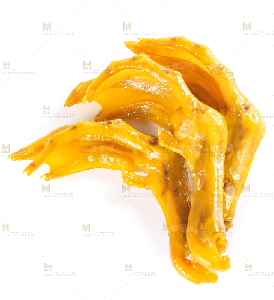 白底上摆放着盐焗鸭掌