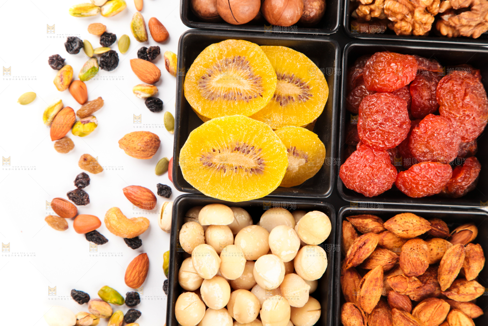 浅底上的坚果背景素材