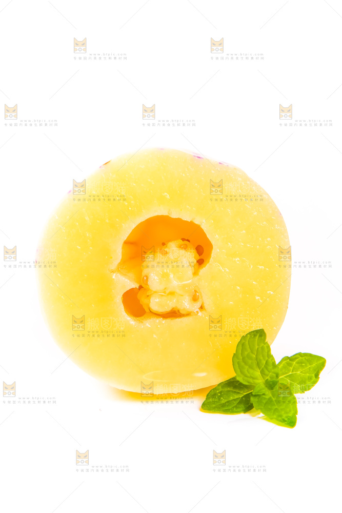 白底上摆放着香瓜茄