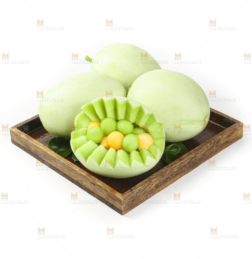 木盒里放着玉菇甜瓜