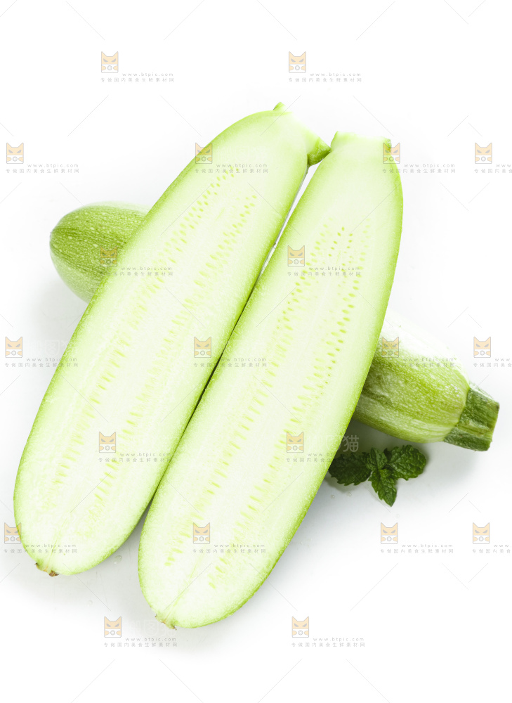 白底上摆放着云南小瓜
