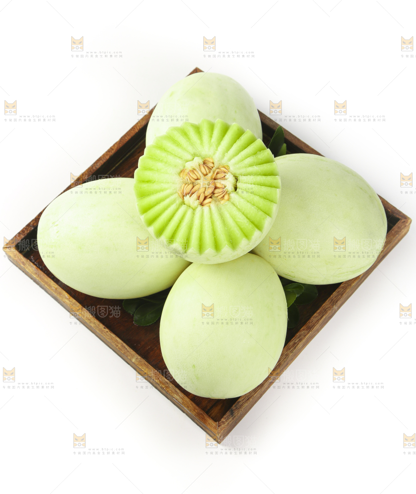 木盒里放着玉菇甜瓜