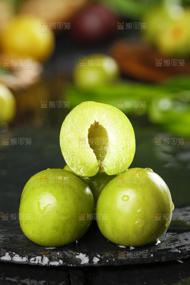 石板上的四川脱骨李子