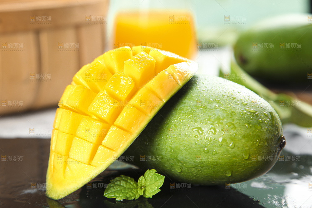 石板上的青皮桂七芒