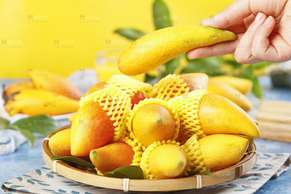 篮子里装着牙签芒