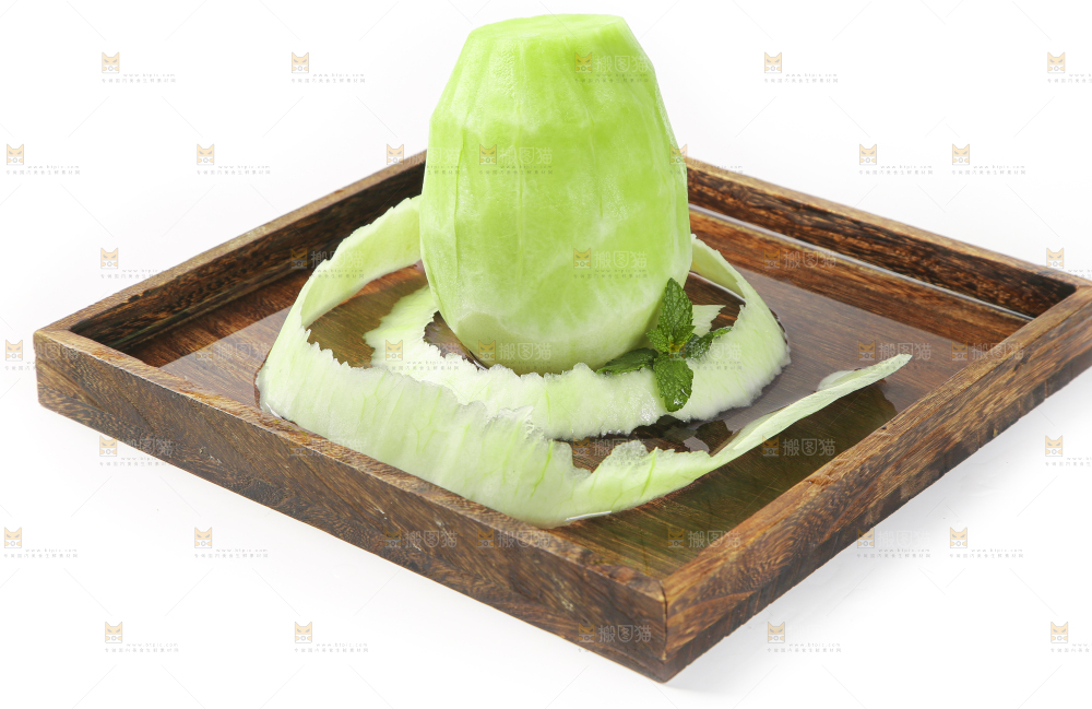 木盒里放着玉菇甜瓜