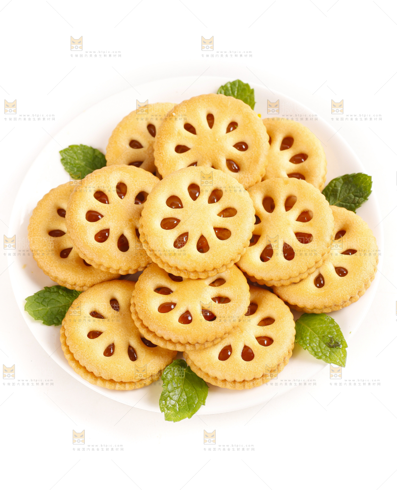 白底上摆放着夹心饼干