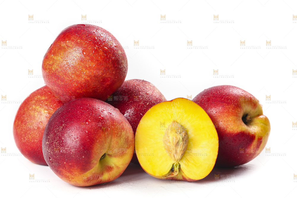 白底上的黄心油桃