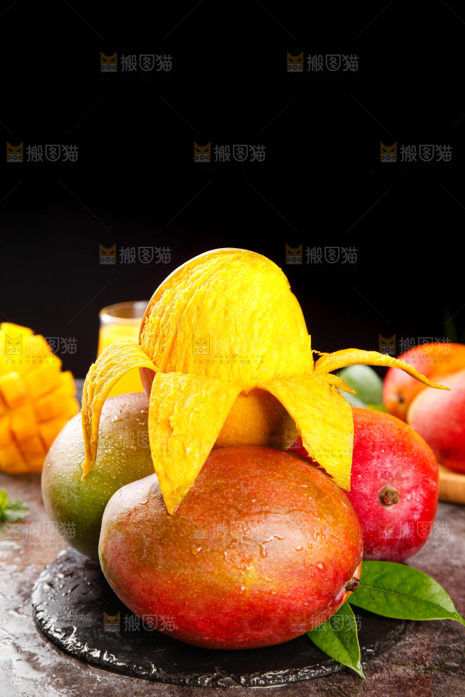 石板上的苹果芒