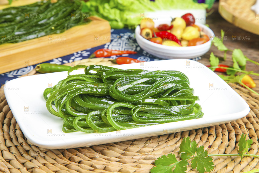 盘子里的荣成海带丝