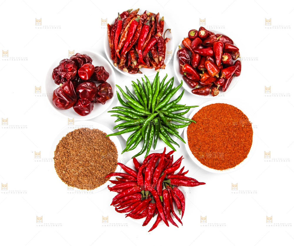 白底上放着香料组合